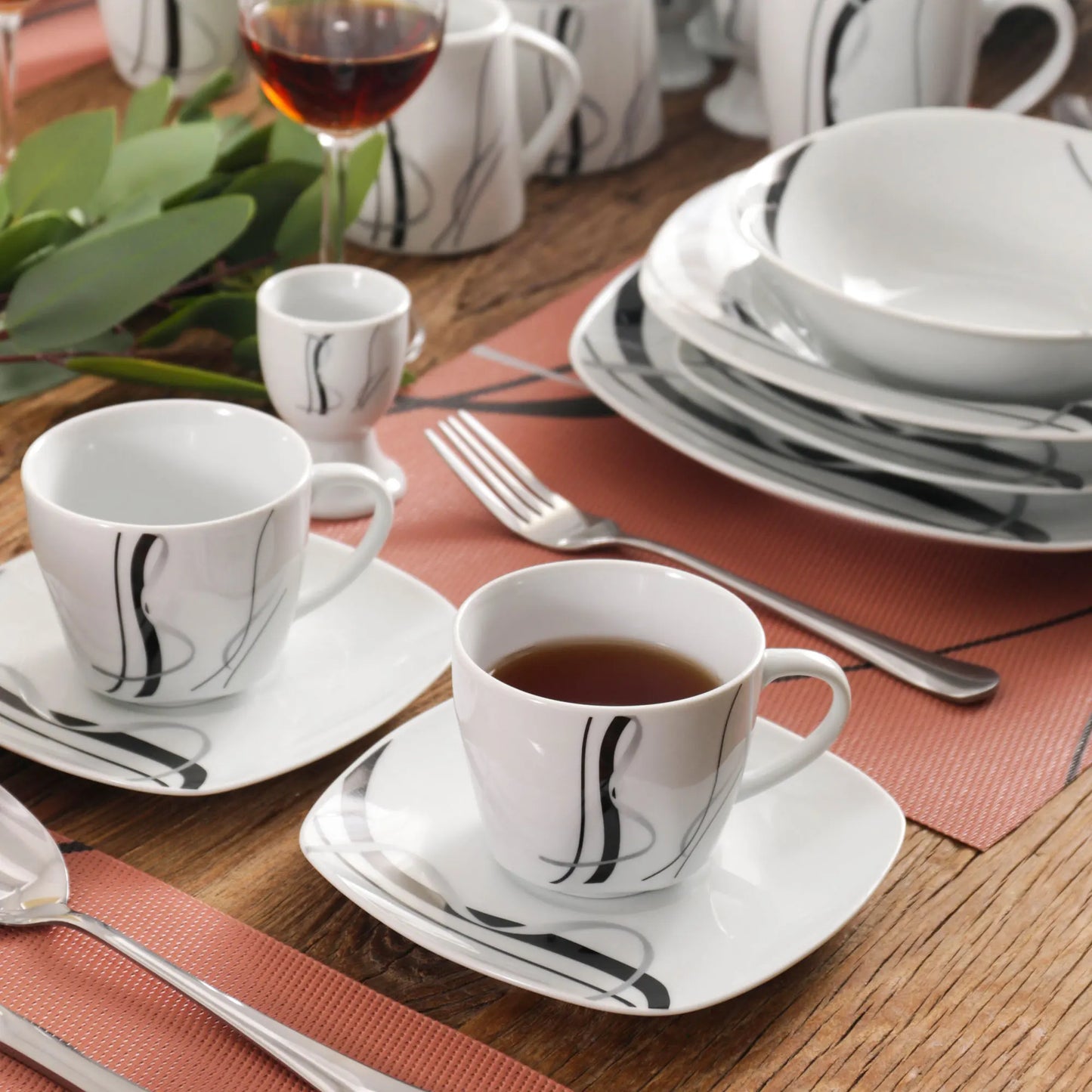 VEWEET FIONA 50/100-Piece Porcelain Dinner Set